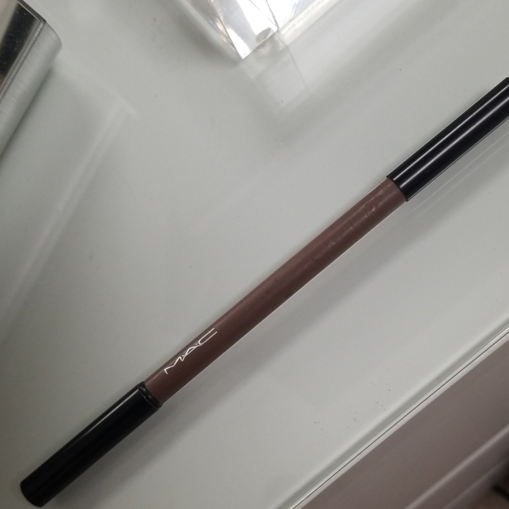 🚫SOLD🚫👝MAC👝 Veluxe Brow Liner in Dirty Blonde